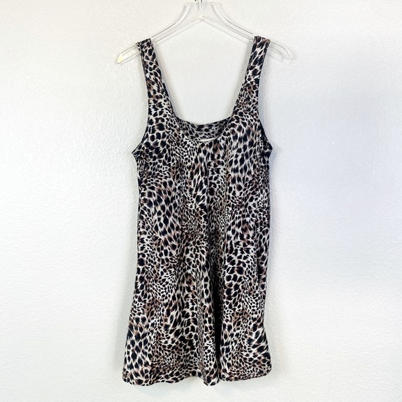 Victoria’s Secret 100% Silk Leopard Print Slip Dress Size L - Picture 2 of 5